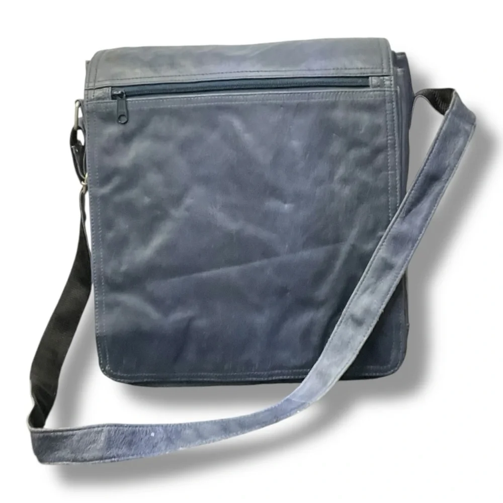🖤 Vintage Wilsons Leather Messenger Bag‎ 💼 Blue Genuine Leather Crossbody